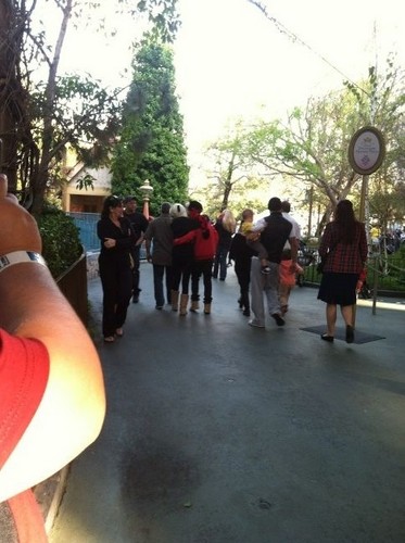  Justin Bieber & Selena in Disneyland Valentines giorno