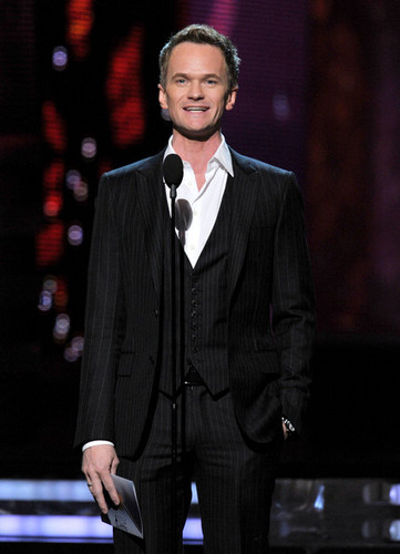  Neil Patrick Harris @ the 54th Annual GRAMMY Awards - tampil