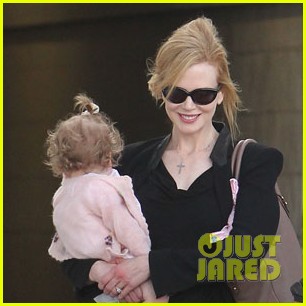  Nicole Kidman & Keith Urban: Family Flight