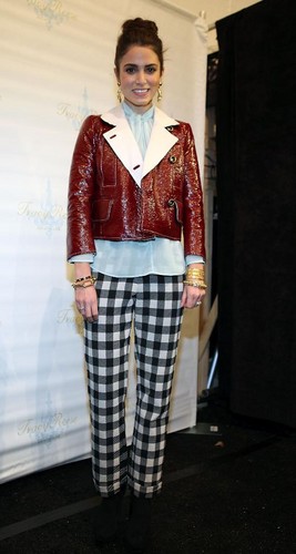  Nikki backstage at the Tracy Reese fashion 显示 in New York. [12/02/12]