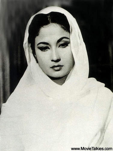  Meena Kumari (1 August 1932 – 31 March 1972