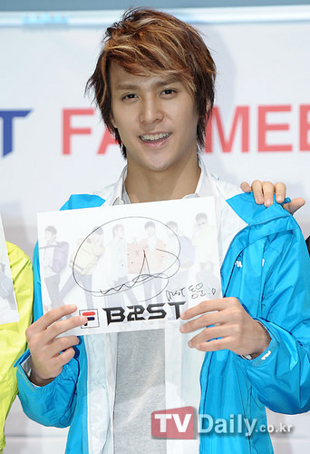 ♥ Dongwoon ♥