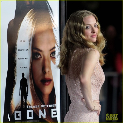  Amanda Seyfried: 'Gone' Premiere With Wes Bentley!