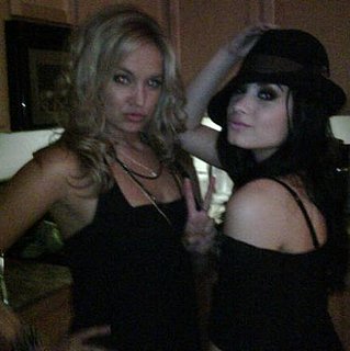 Demi Lovato & Tiffany Thornton