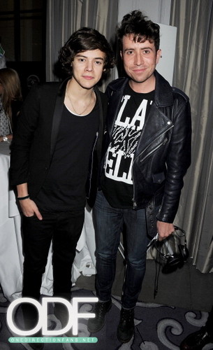 Harry Attends GQ’S Private Dinner x♥x