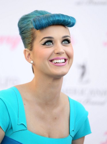  Katy Perry Eyelashes oleh Eylure [22 February 2012]