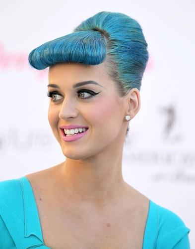 Katy Perry Eyelashes door Eylure [22 February 2012]