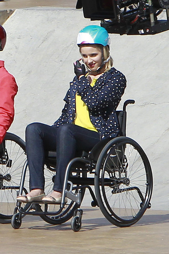  SPOILER Dianna and Kevin on the set