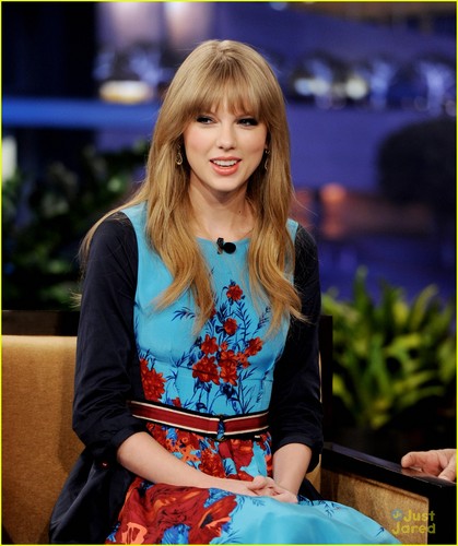  Taylor Swift: স্থূলবুদ্ধি বাচাল ব্যক্তি Leno Lady