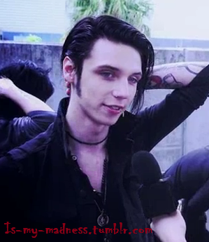 Andy Biersack Forced To Move House Due To 'Fan' Harassment - PopBuzz