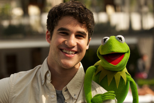 Darren performs with Kermit the Frog