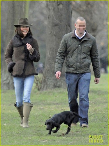  Duchess Kate & Lupo Go for a Walk