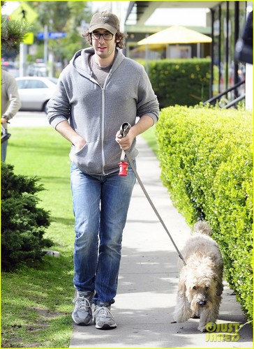  Josh Groban: Afternoon Dog Walk!
