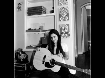  This is presumably a picture of Ariana in her room.There is picture of Avan in the শীর্ষ left corner.