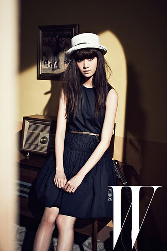  Yoona W Korea 2012 March Issue