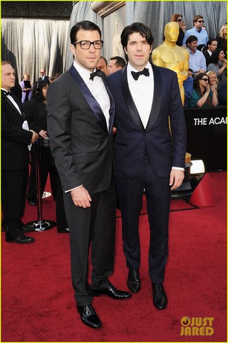  Zachary Quinto - Oscars 2012 Red Carpet