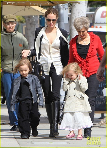  Angelina Jolie Takes the Twins Shopping With Grandma