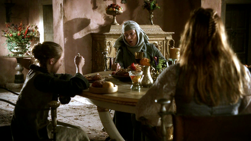  Arya and Sansa with Mordane