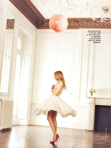 Glamour Russia - March 2012