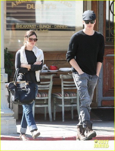  Hayden Christensen & Rachel Bilson Do Lunch in L.A.