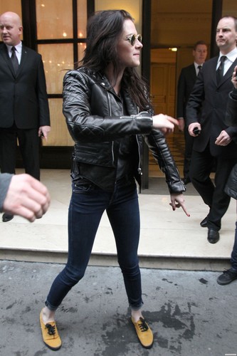  Kristen Stewart leaving her Hotel & visiting the Stella McCartney's onyesha Room - March 2, 2012.