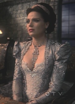 Regina/ The 퀸
