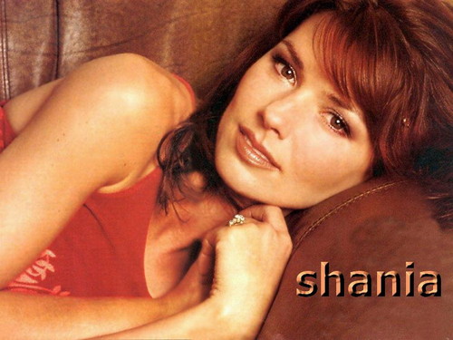  Shania