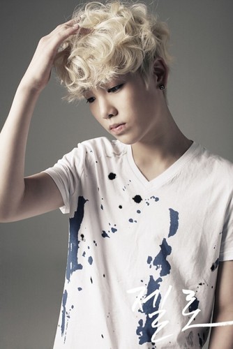  Zelo for 1st look ^^