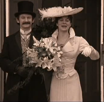  Helen Mccrory in Sherlock Holmes and the case of the silk stockage, empoissonnement