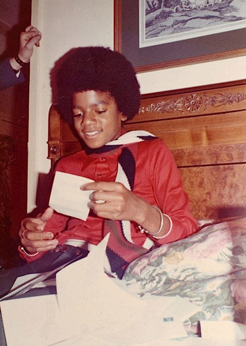 Michael so cute *----*