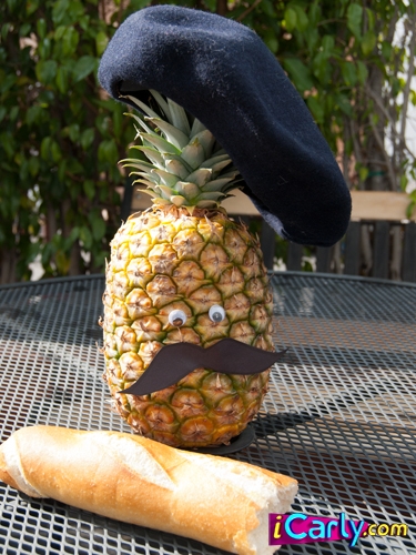  Sam's pineapple