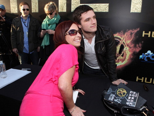  Josh at The Hunger Games LA 'The Hob' fan Event