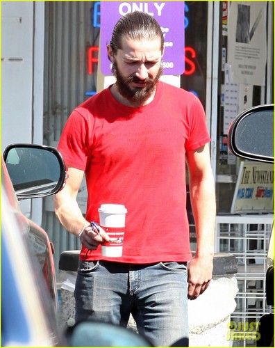  Shia LaBeouf Makes GQ's 'Most Stylish Young Men' List