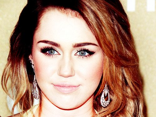 ♫♀Miley by DaVe!!!♀♫