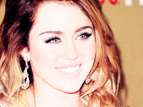  ♫♀Miley 由 DaVe!!!♀♫