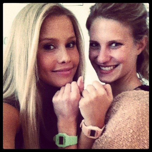  Claire Holt - Twitter.