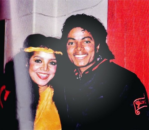  Latoya Jackson and her brother Michael Jackson