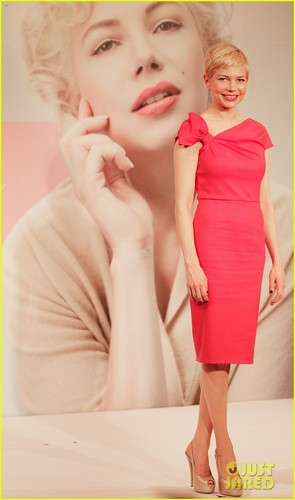 Michelle Williams: 'Marilyn' Tokyo Press Conference!
