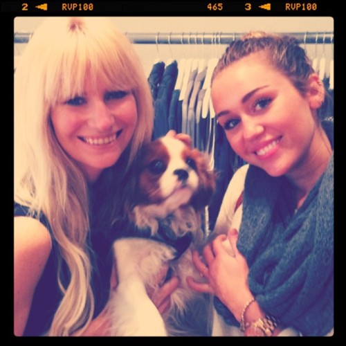  Miley & Fan!