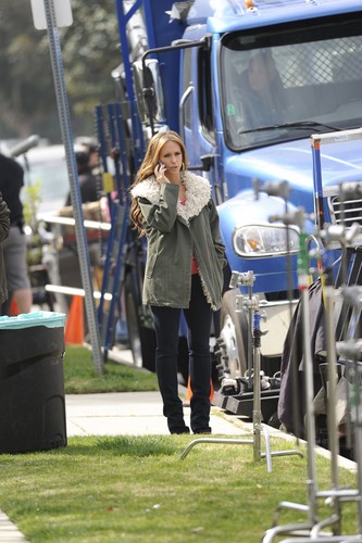  On The Set Of The Client فہرست In Los Angeles [13 March 2012]