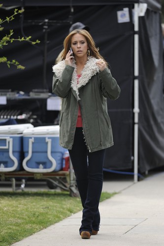  On The Set Of The Client lijst In Los Angeles [13 March 2012]