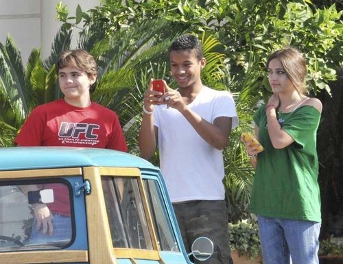  Prince Jackson, Jaafar Jackson and Paris Jackson at the Commons in Calabasas March 11th 2012