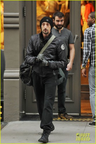  Adrien Brody: Banned from Hosting 'SNL'?