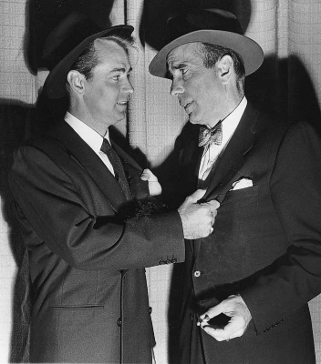  Alan Ladd & Humphrey Bogart