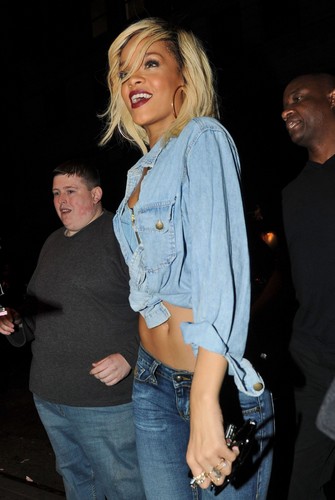  Enjoying A Night Out In NYC [12 March 2012]