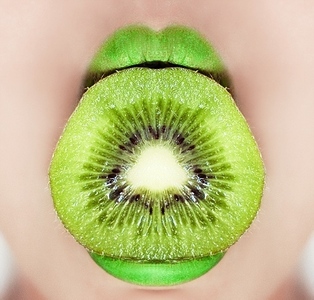  Green Lips