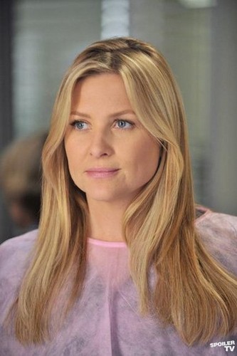  Grey's Anatomy - Episode 8.18 - The Lion Sleeps Tonight - Synopsis and Promotional foto