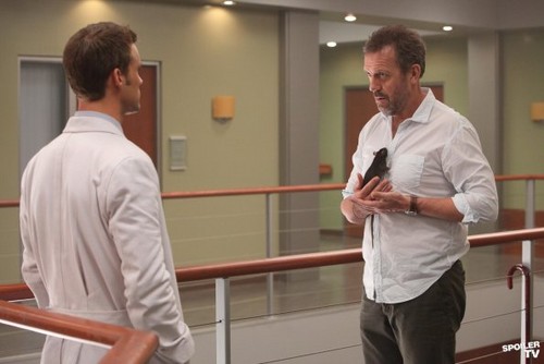 House - Episode 8.15 - Blowing the Whistle - Promotional Photo