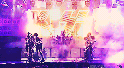  ★ 吻乐队（Kiss） ☆ Detroit Rock City