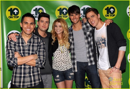 Big Time Rush Co-Host MTV's 10 on Top